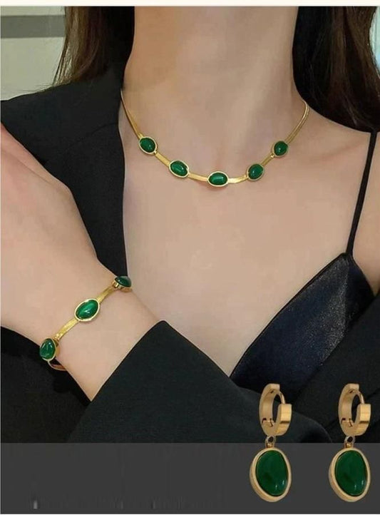 Radiant Oval Green Crystal Pendant Necklace Set With Bracelet